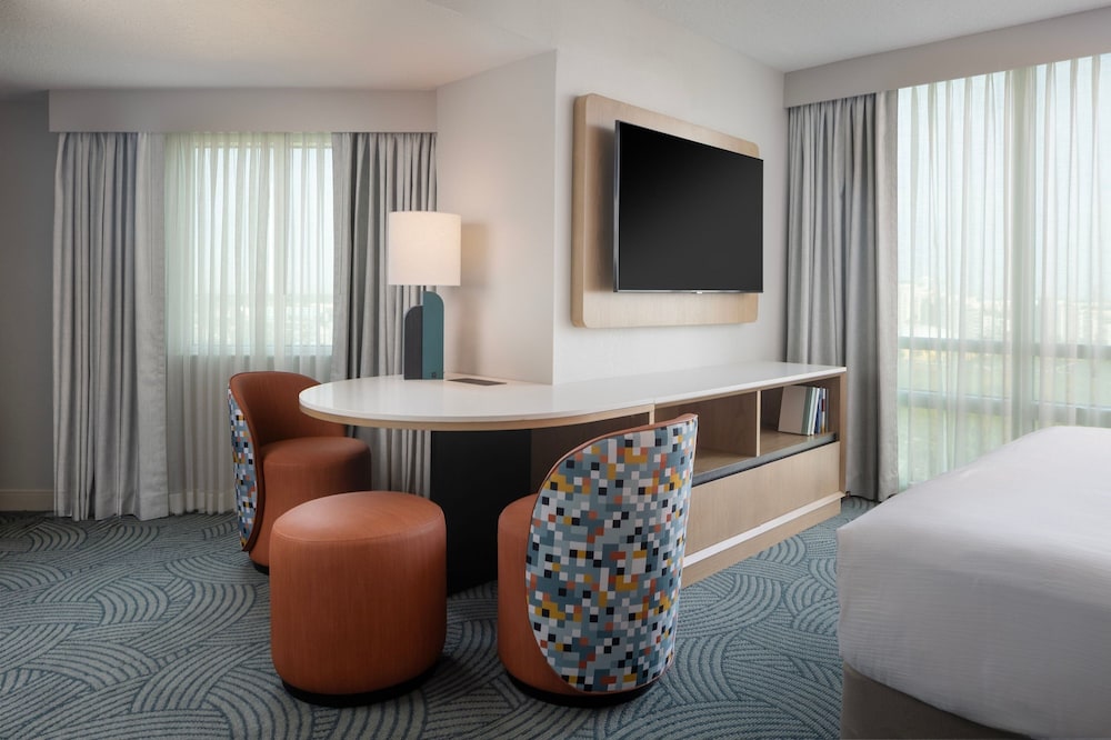 Hotel Landy Orlando Universal Blvd. a Tribute Portfolio Hotel - photo 4