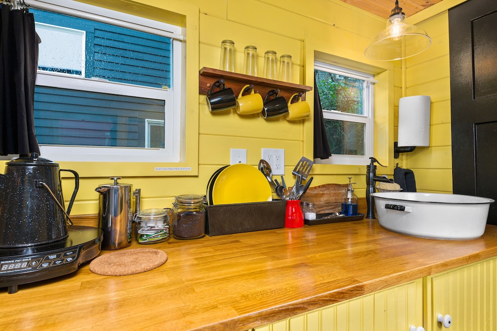 Tiny Digs Hotel of Tiny Houses - photo 35