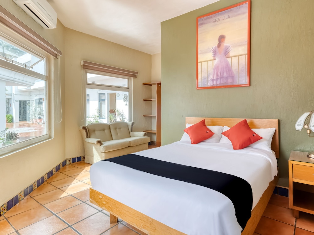 Hotel Arana in Tonala, Mexico