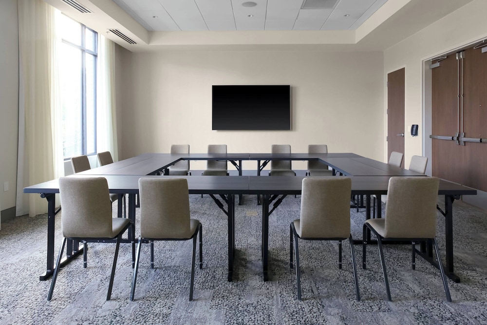 Courtyard by Marriott Thomasville Downtown - photo 30