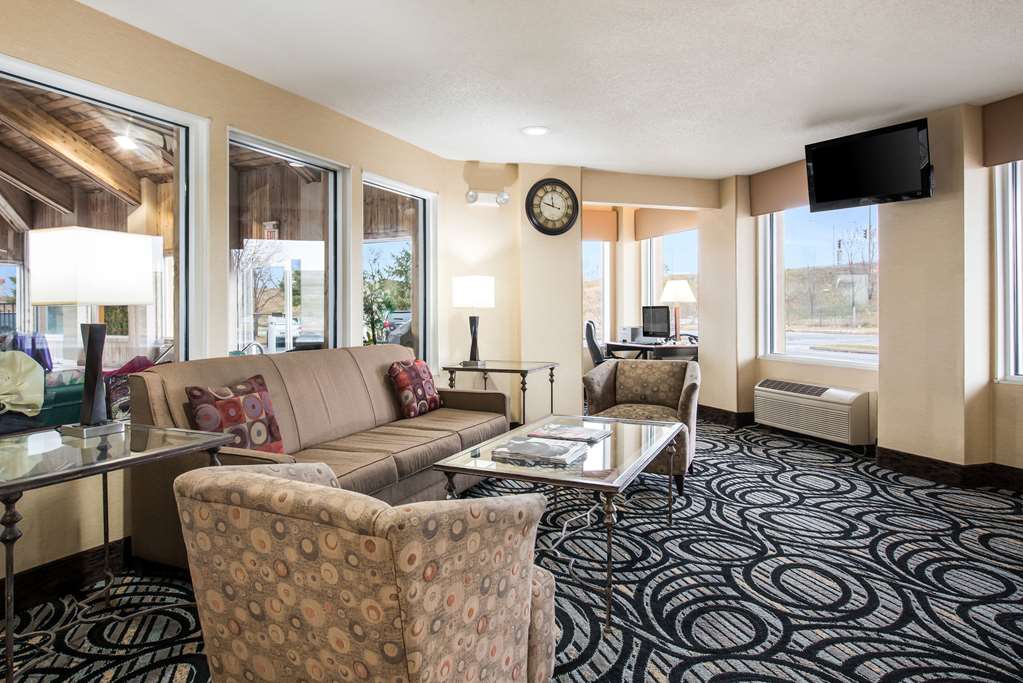 Quality Inn & Suites Menomonie — Menomonie — photo 4