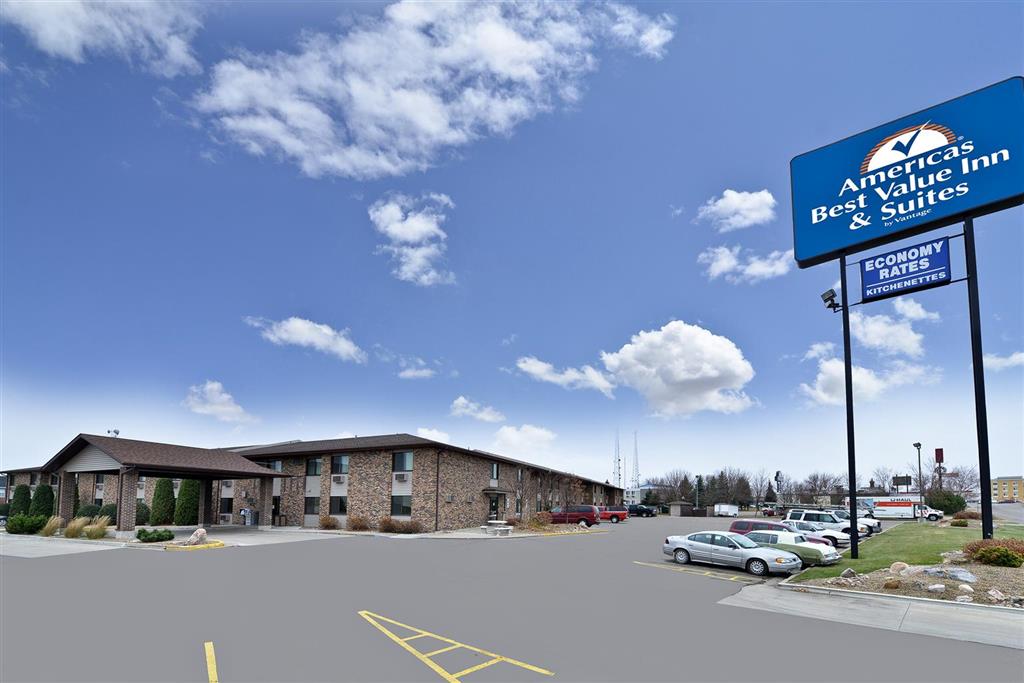 Americas Best Value Inn & Suites Bismarck - photo 2