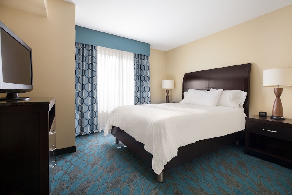 Hilton Garden Inn Fargo - photo 7