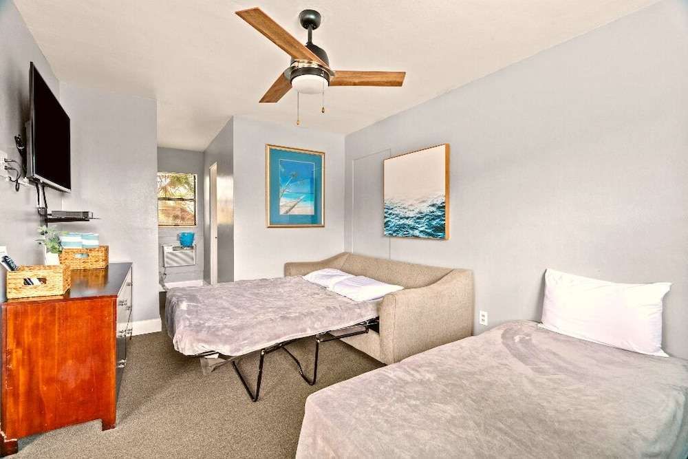 Boutique Beach Retreat - photo 26