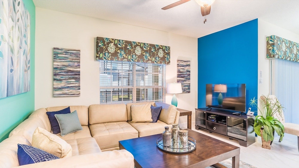 4805 Brier Rose Lane - featured photo