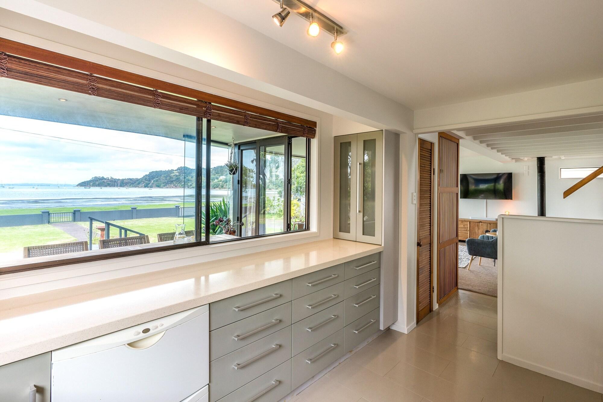 Alhambra Stay Waiheke in Unknown City, New Zealand