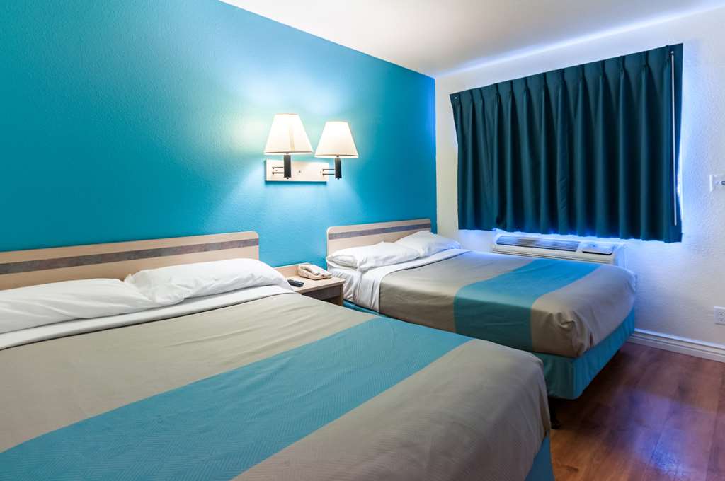 Motel 6 Green River UT - photo 13