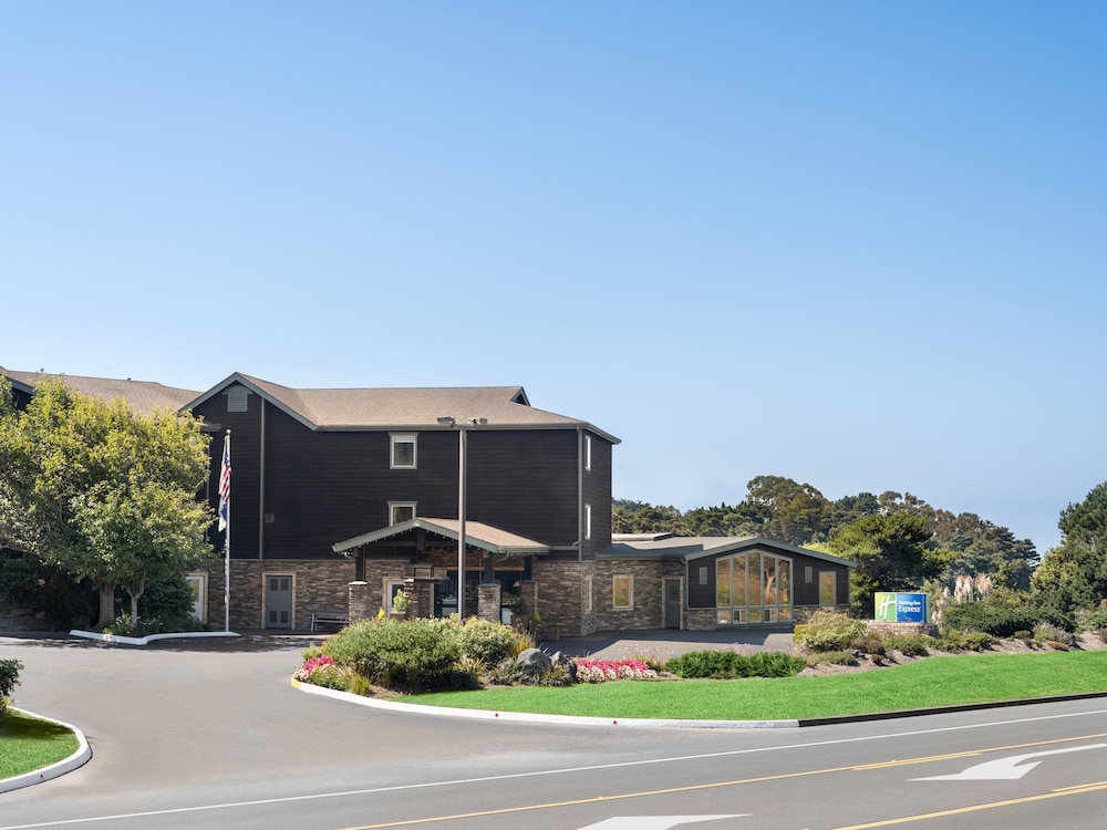 Holiday Inn Express Ft Bragg an IHG Hotel - photo 2