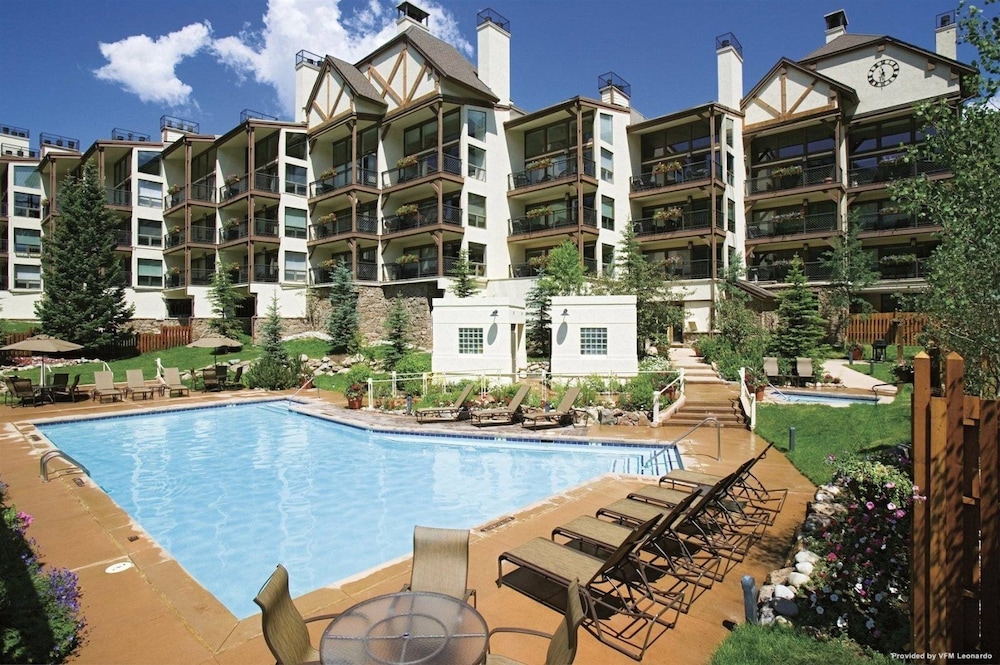 Lionshead Village 3 Bedroom Boutique Resort Condo Walk to Gondola in Vail, United States