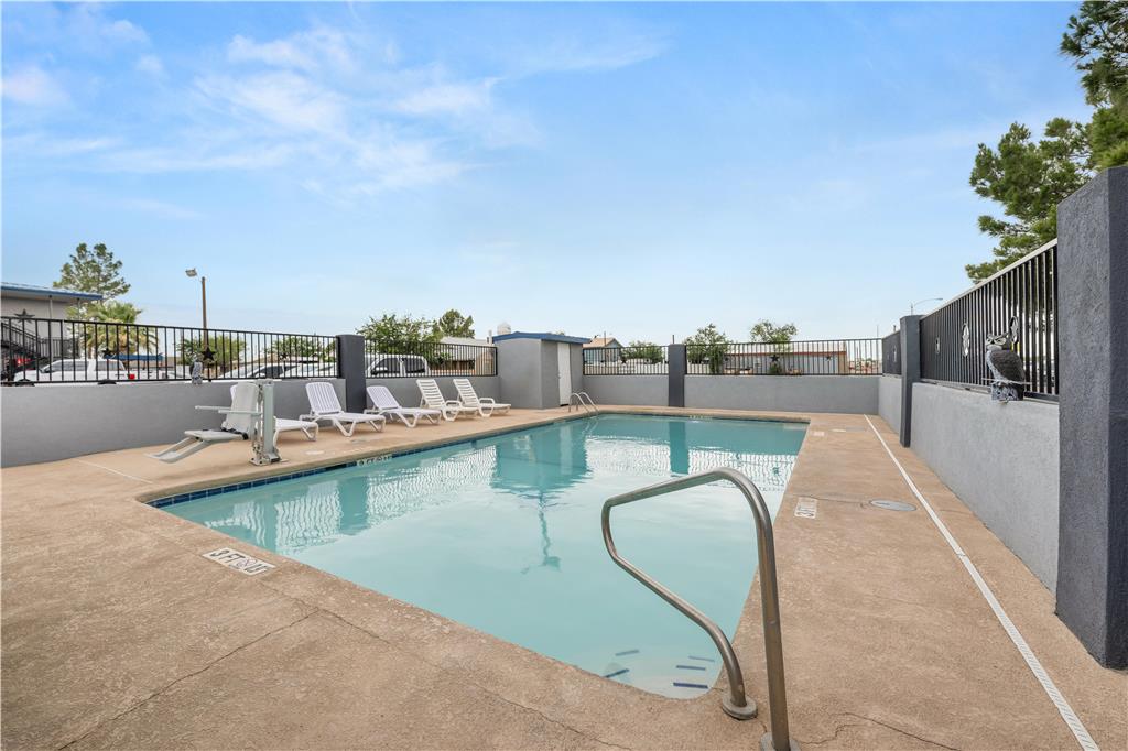 Americas Best Value Inn By Sonesta Pecos - photo 29