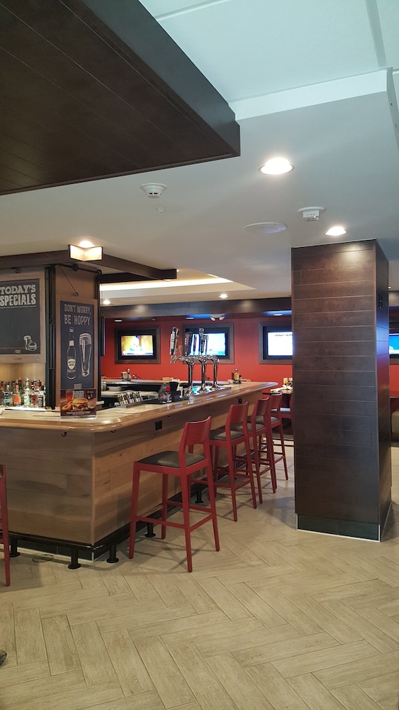 Holiday Inn Columbus Dwtn Capitol Square by IHG - photo 73