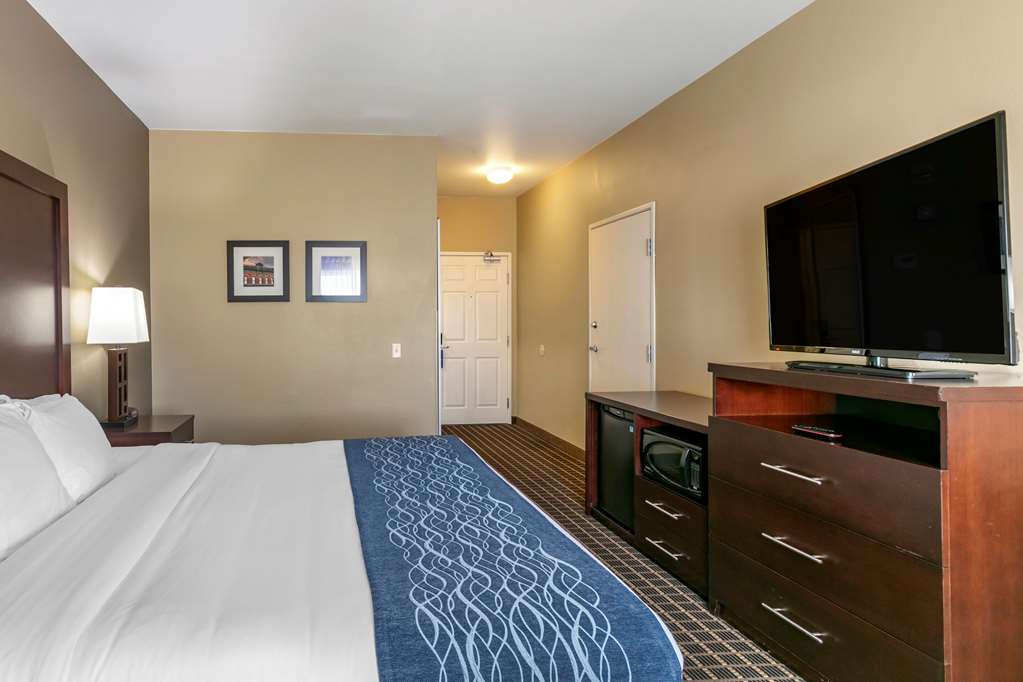 Comfort Inn Fort Collins North - photo 11