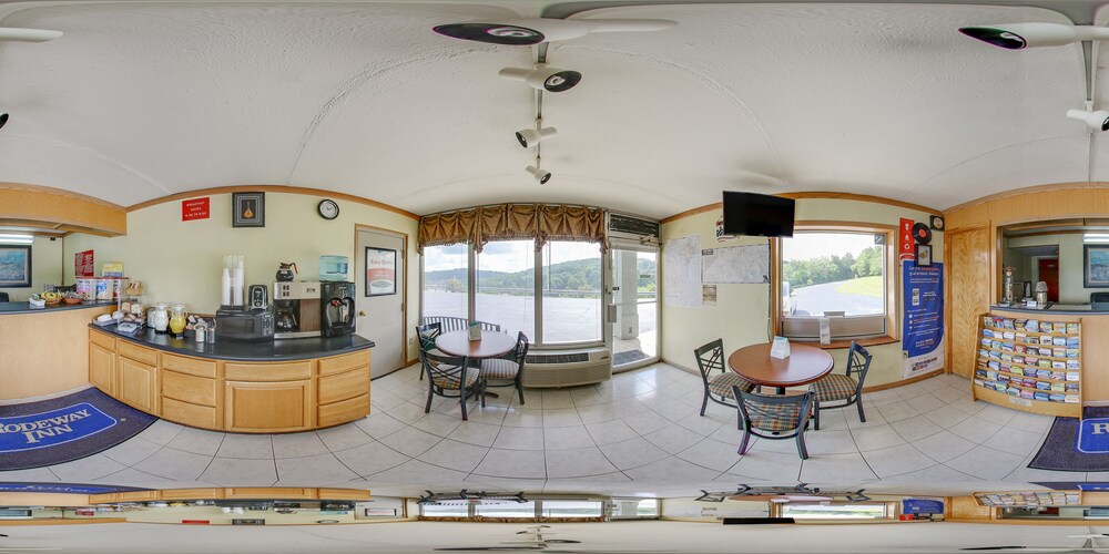 Rodeway Inn Renfro Valley - photo 4