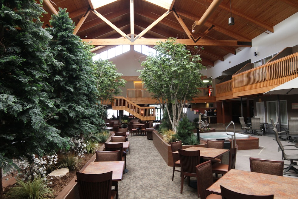 C'mon Inn Fargo - photo 21