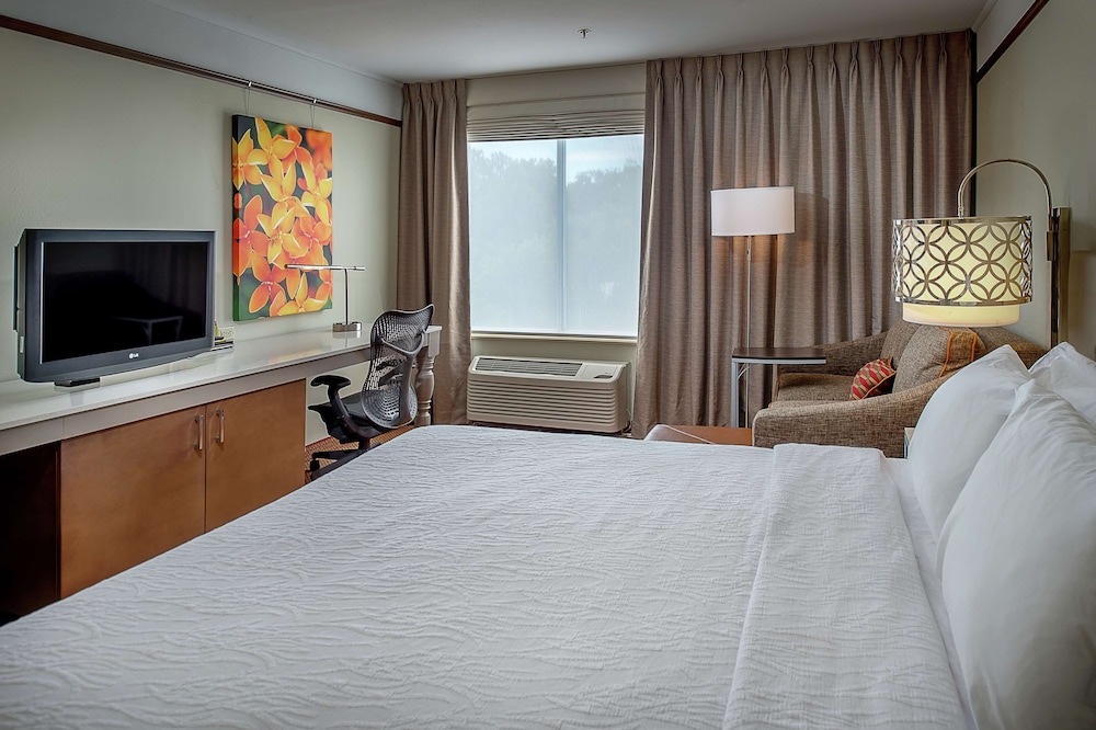 Hilton Garden Inn Chesterfield - photo 5