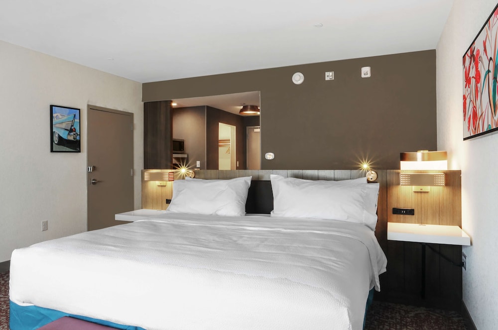 Hilton Garden Inn Bel Air - photo 19