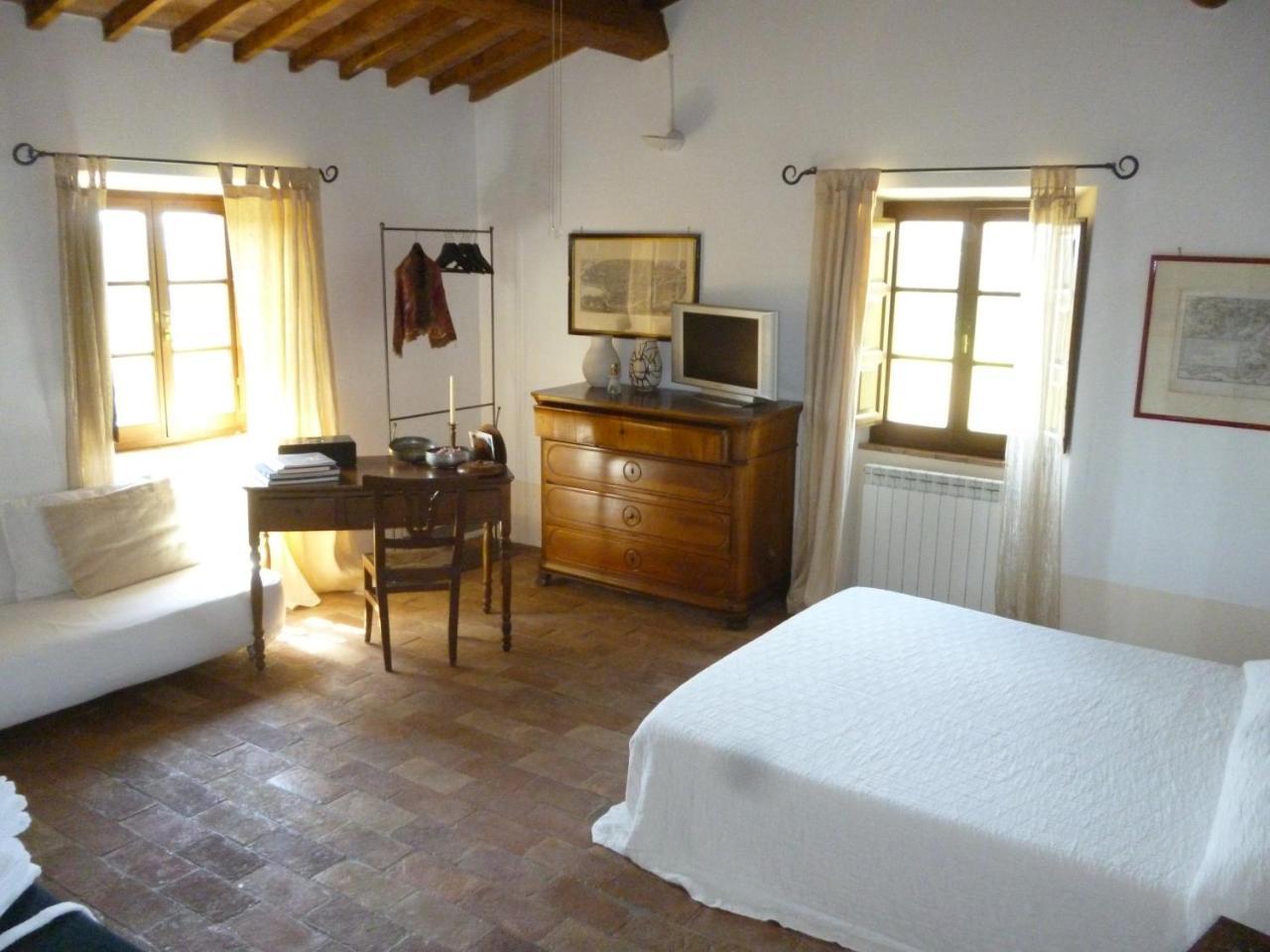 PoggioBa — 4-Star Luxury Hotel in Sorano, Italy