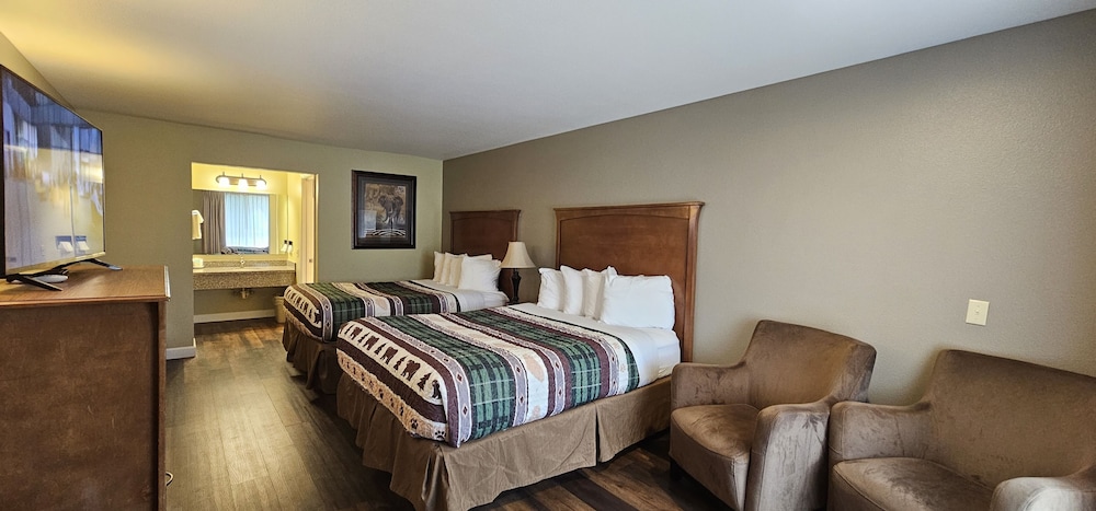 Mill Village Motel - photo 17
