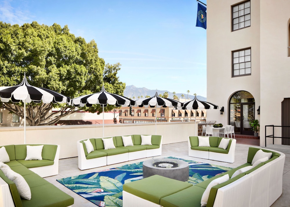 Pasadena Hotel & Pool - photo 26