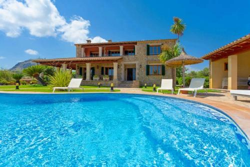 Villa Padilla by Sealand Villas — 4-Star Luxury Hotel in Alcudia, Spain