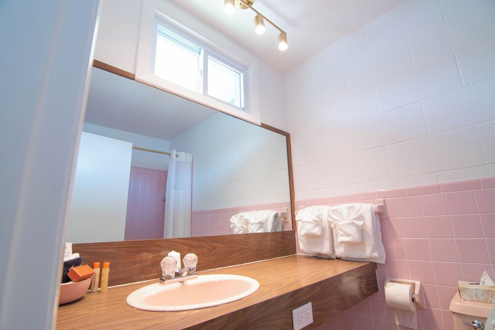 Ocean House Hotel & Motel - photo 110