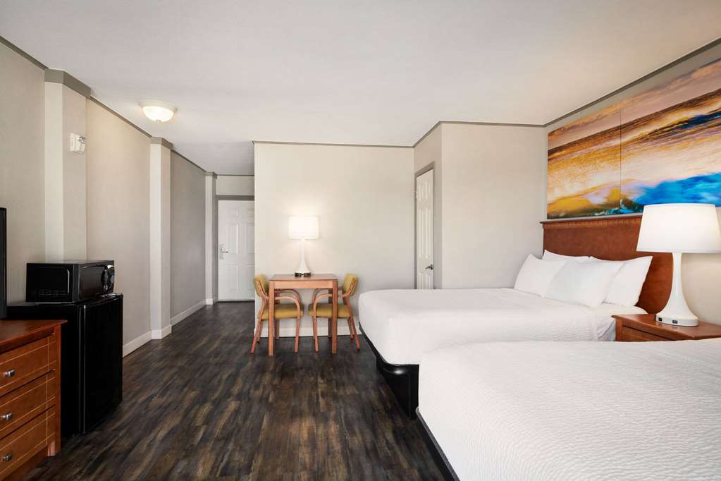 Days Inn by Wyndham Ocean City Oceanfront - photo 39
