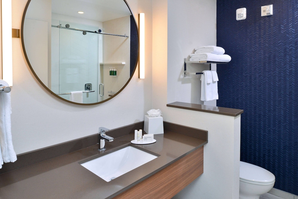 Fairfield Inn & Suites by Marriott Charlotte University Research Park - photo 20