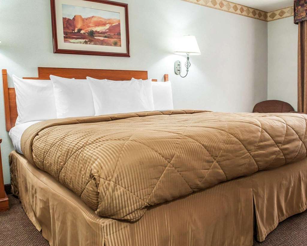 Econo Lodge Las Cruces University Area - photo 6