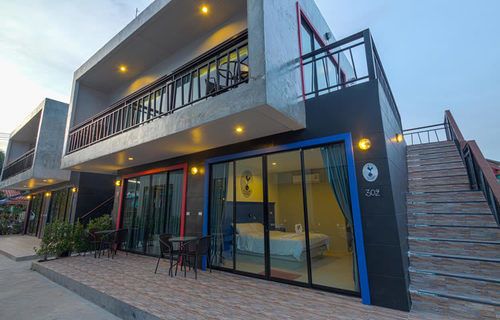 Koh Larn F.C. - carbon neutral hotel in Ban Ko Lan