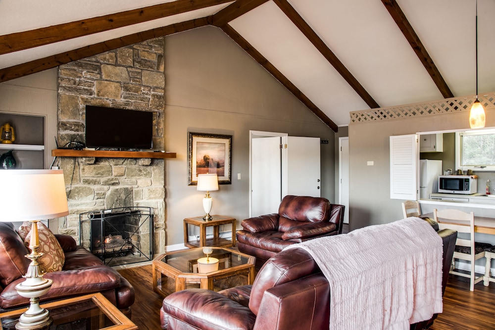 Cliff Dwellers Inn - photo 39