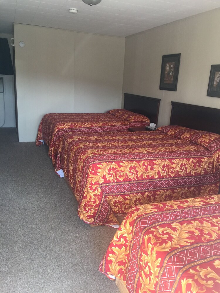 Troy Motel - photo 18