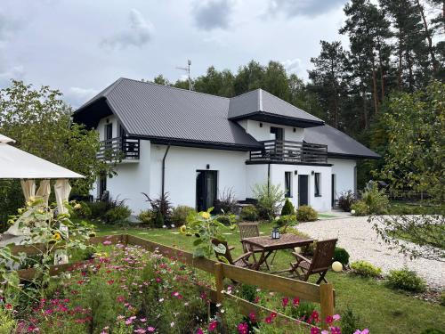 Leśne Zacisze Sochy in Zwierzyniec, Poland