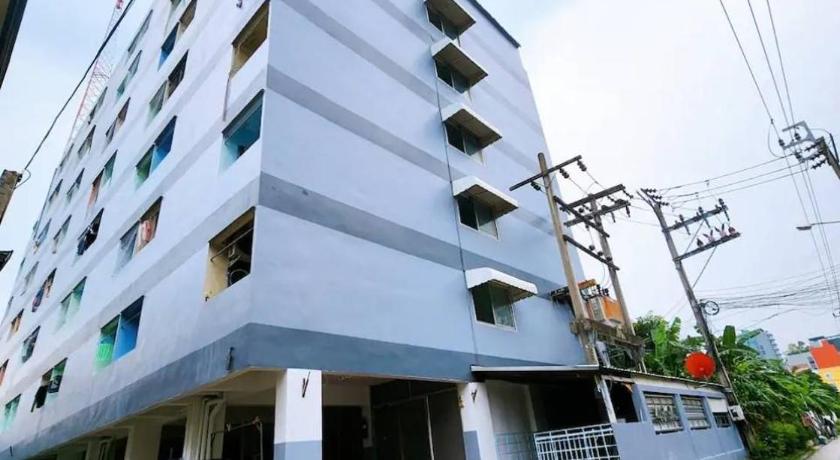 803 STP Homely room Free Wi Fi and Near BTS line