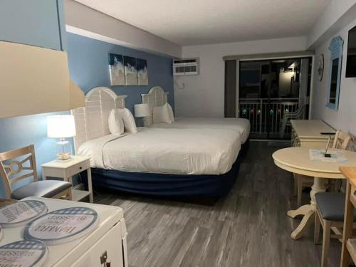 Oceanfront Efficiency T406 - carbon neutral hotel in Myrtle Beach