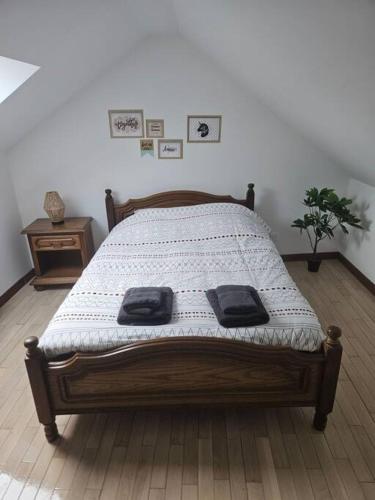La Petite Bulle — hotel in Villeneuve-Sur-Yonne