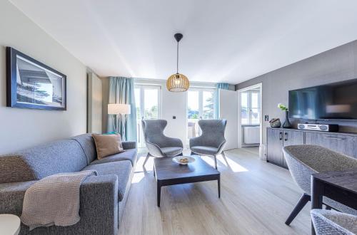 5 Sterne Strandräuber in Wustrow Balkon Sauna & Ostsee — 4-Star Luxury Hotel in Wustrow, Germany