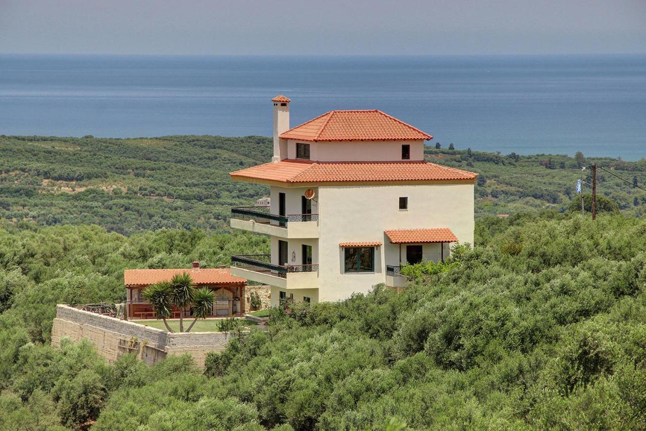 Olive Villa Platanias — 4-Star Luxury Hotel in Chania, Greece