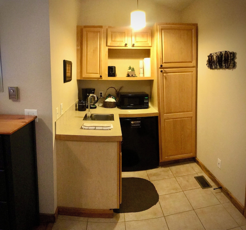 Mountain Shadows Resort - photo 4
