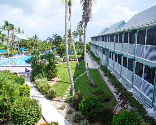 Surfrider Beach Club - photo 7