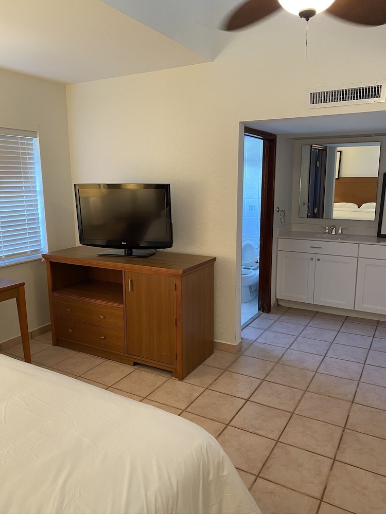 Bahia Bay Resort - photo 6
