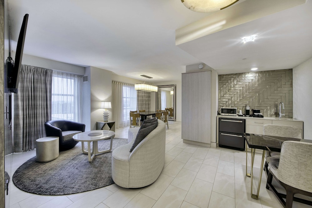 Embassy Suites by Hilton Raleigh Durham Airport Brier Creek - photo 26