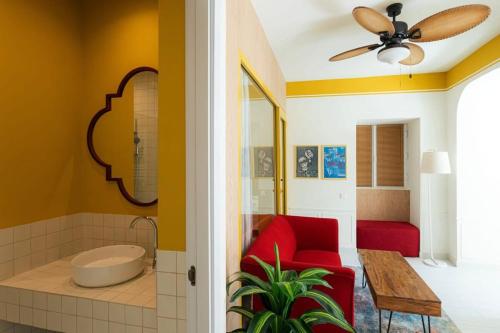 Masterfully Designed Apartment By Wehost