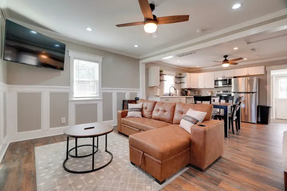 Cozy Blackstone Getaway Less Than 2 Mi to Downtown — hotel in Blackstone