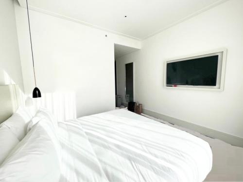 Most City Area Lux Studio — 4-Star Luxury Hotel in Dnipro, Ukraine