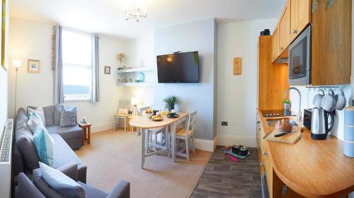 Apartment 17 The Moorings Stunning sea views