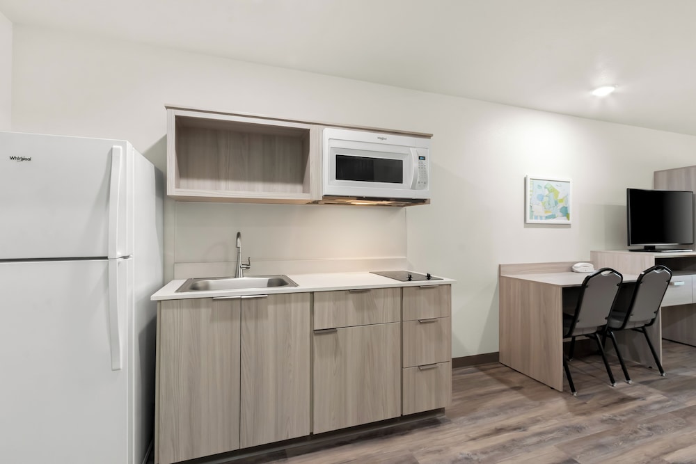 WoodSpring Suites Chandler Phoenix Medical Center - photo 14