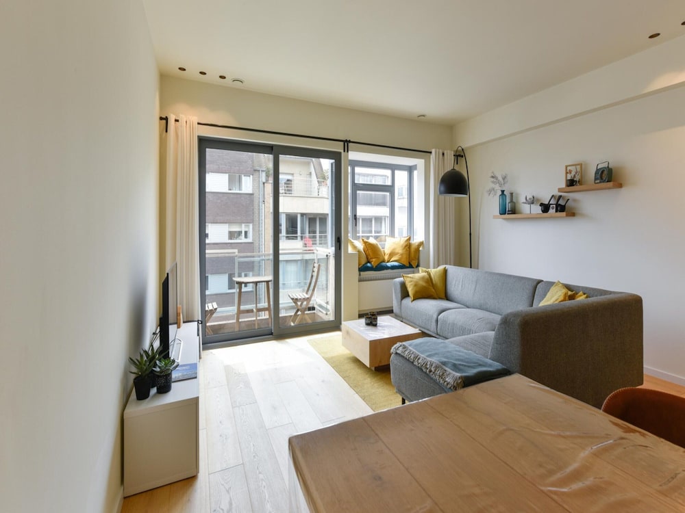 Sunny Escape at Albert Beach — 4-Star Luxury Hotel in Knokke-Heist, Belgium