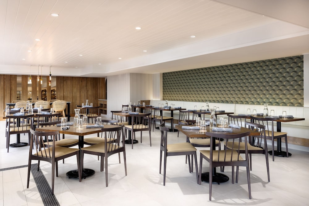 The Pell Part of JdV by Hyatt - photo 47