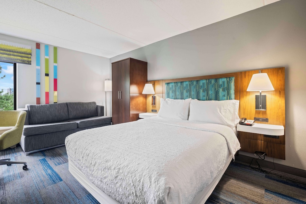 Hampton Inn Ridgefield Park - photo 28
