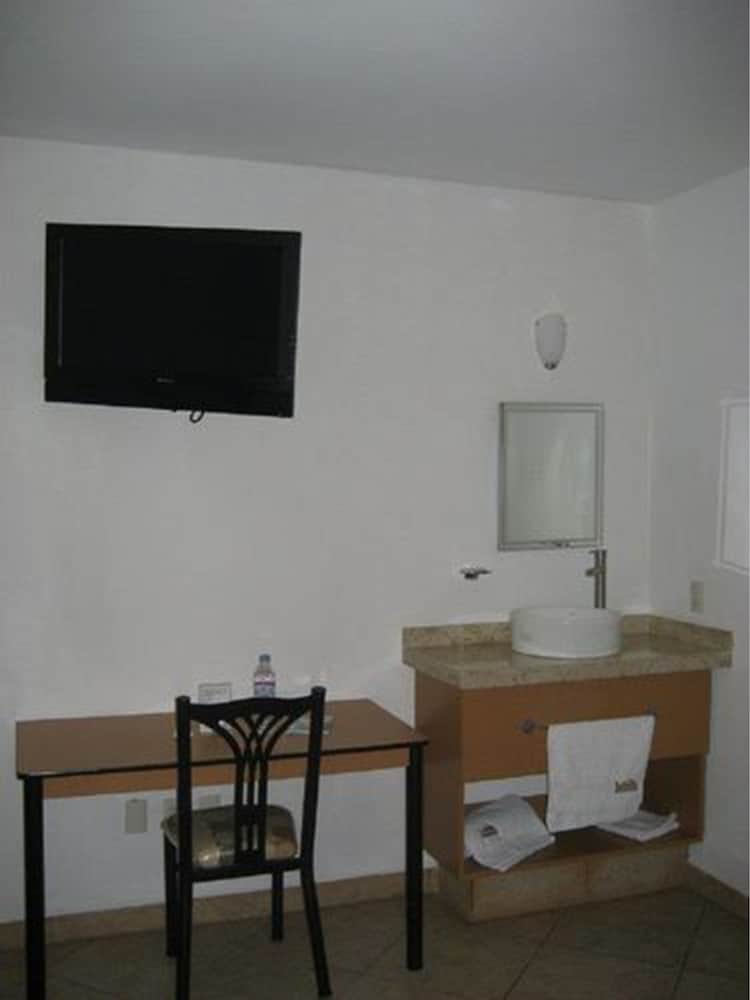Hotel Home — Ocotlan — photo 5